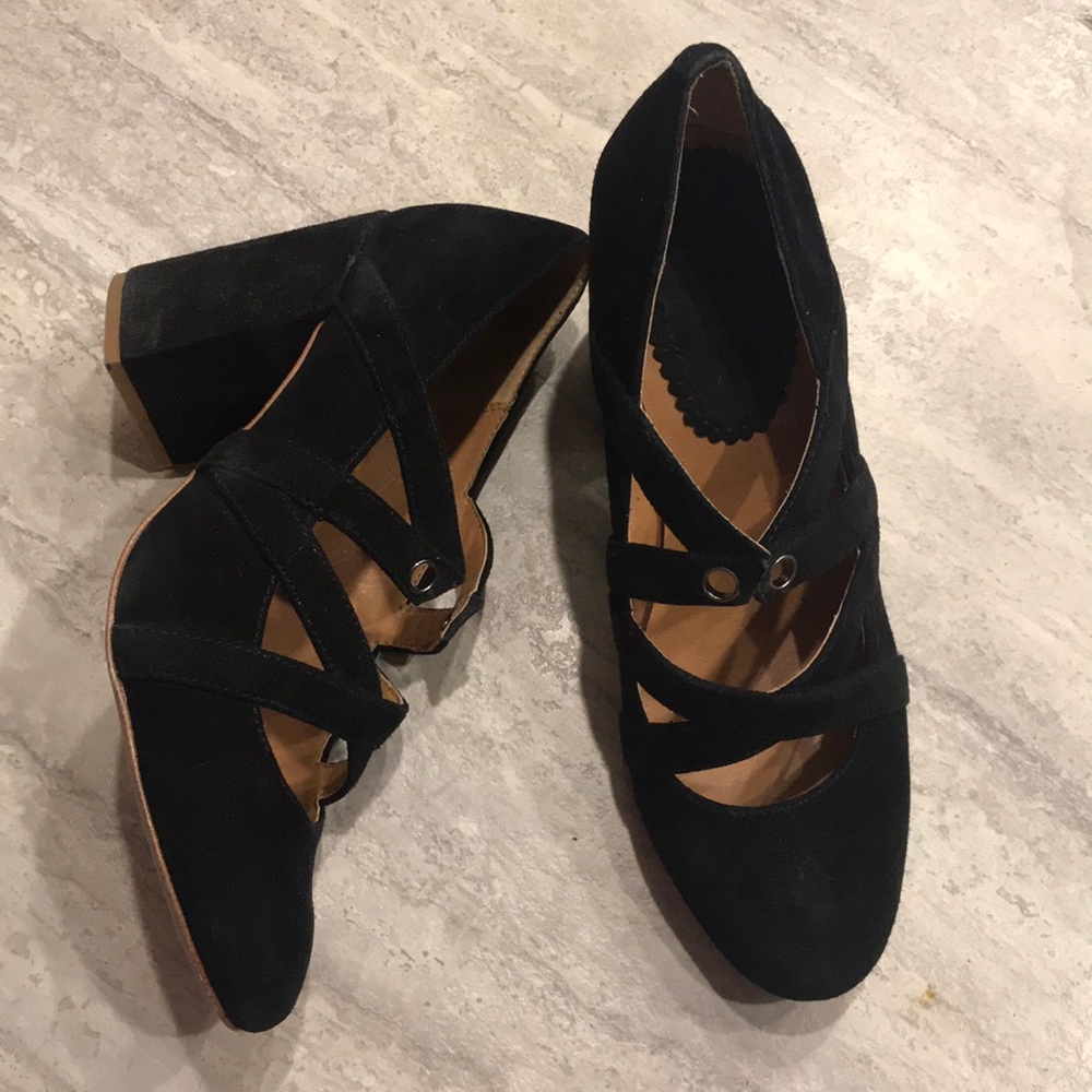 Latigo chunky day heels